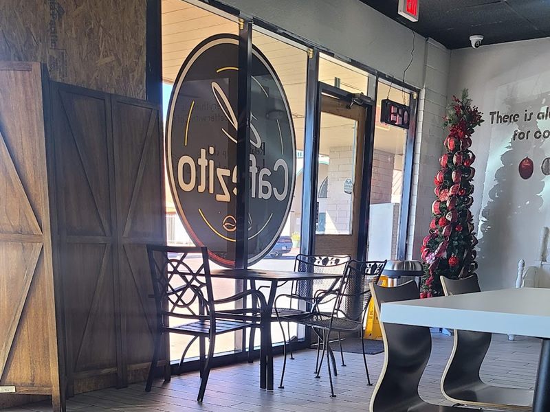 El Cafezito interior